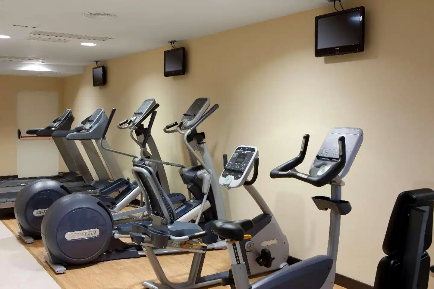 NH Madrid Ribera del Manzanares Sport und Entertainment