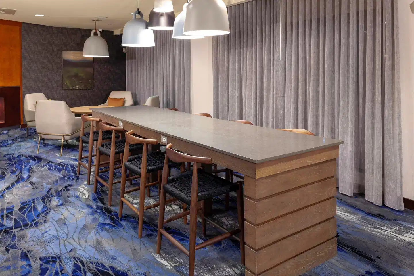 Fairfield Inn & Suites by Marriott Charlotte Matthews Bar