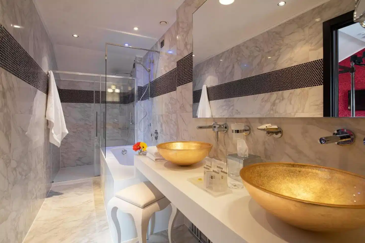 Carnival Palace Hotel Badezimmer