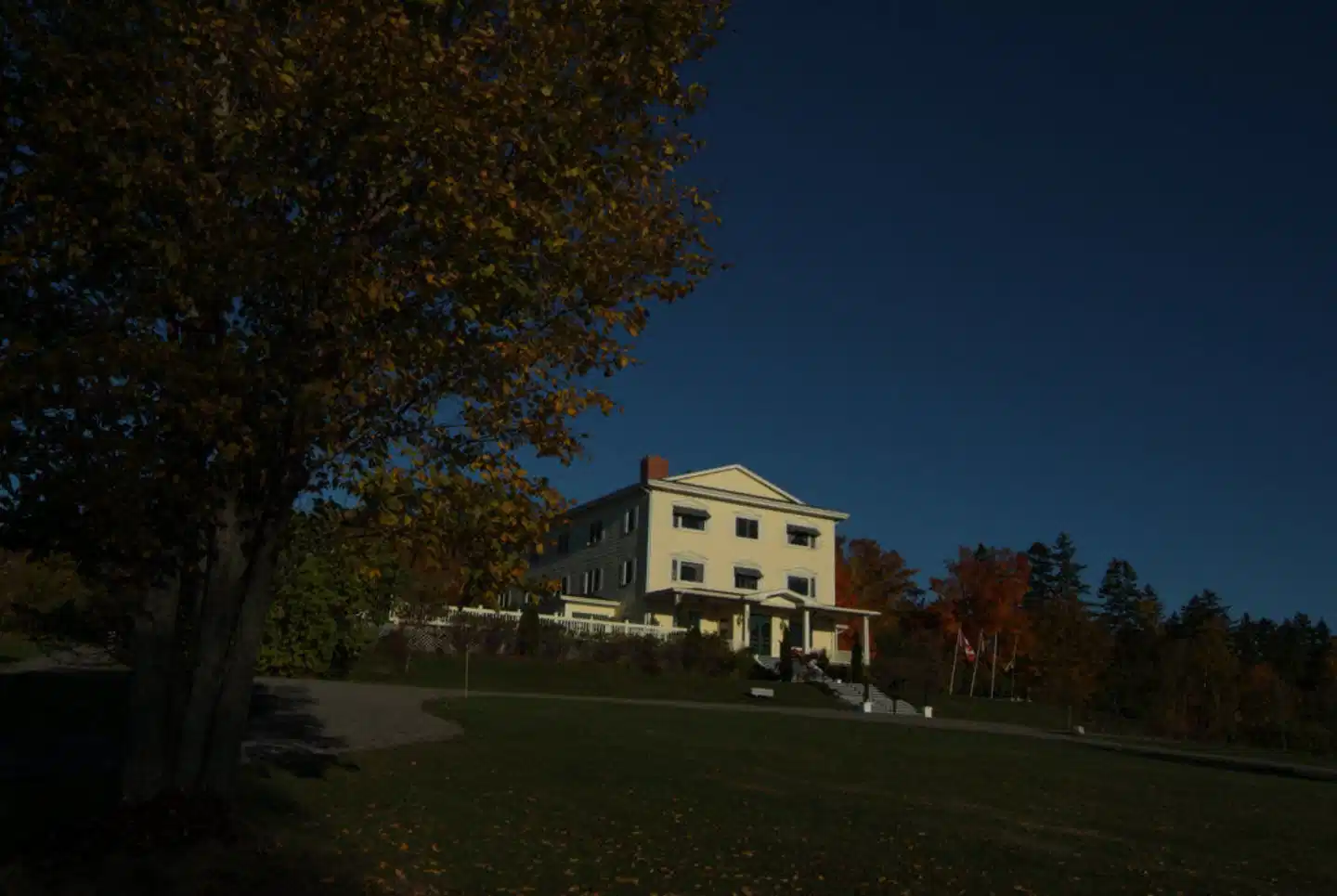 Rossmount Inn Aussenansicht