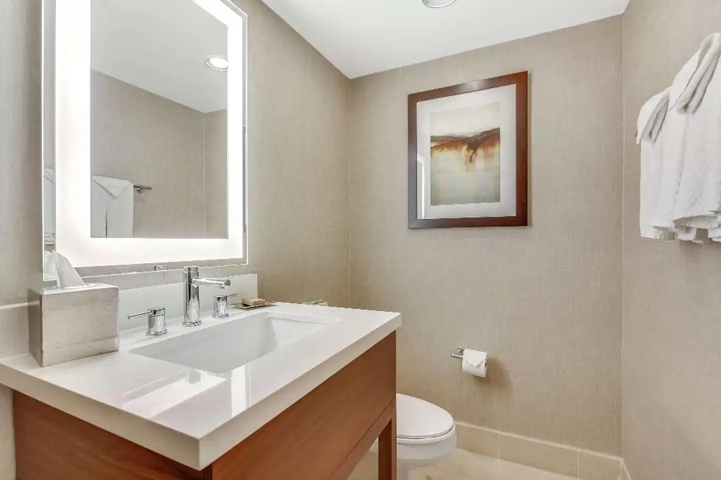 Hilton Phoenix Tapatio Cliffs Resort Badezimmer