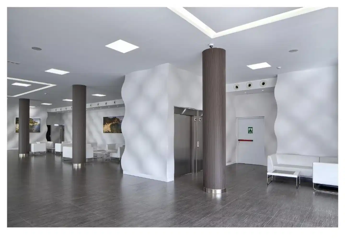 Hotel ALEGRIA Mariner Lobby