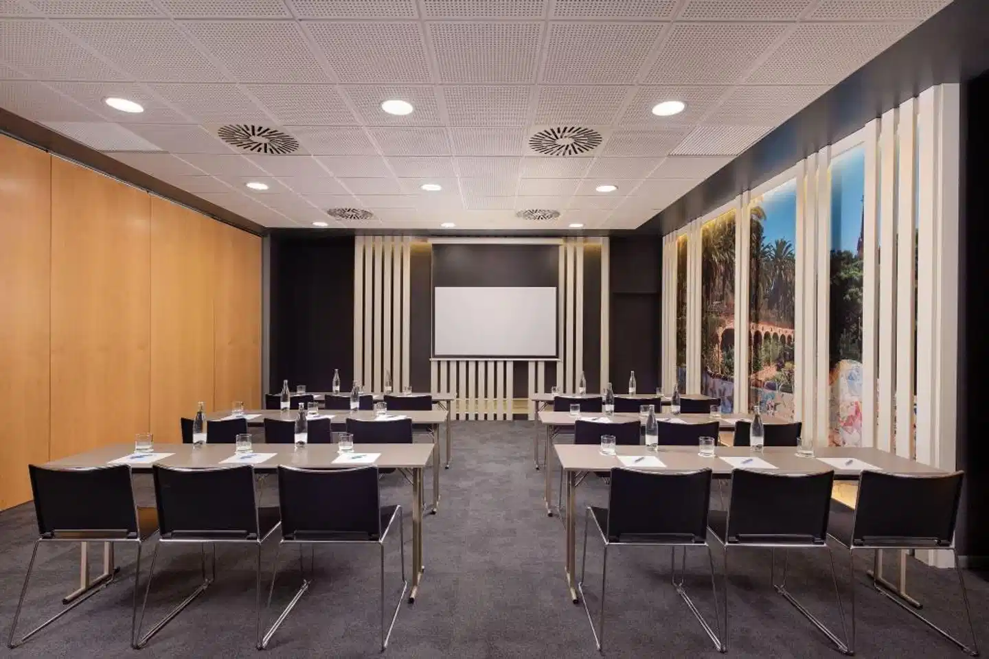 Four Points by Sheraton Barcelona Diagonal Konferenz