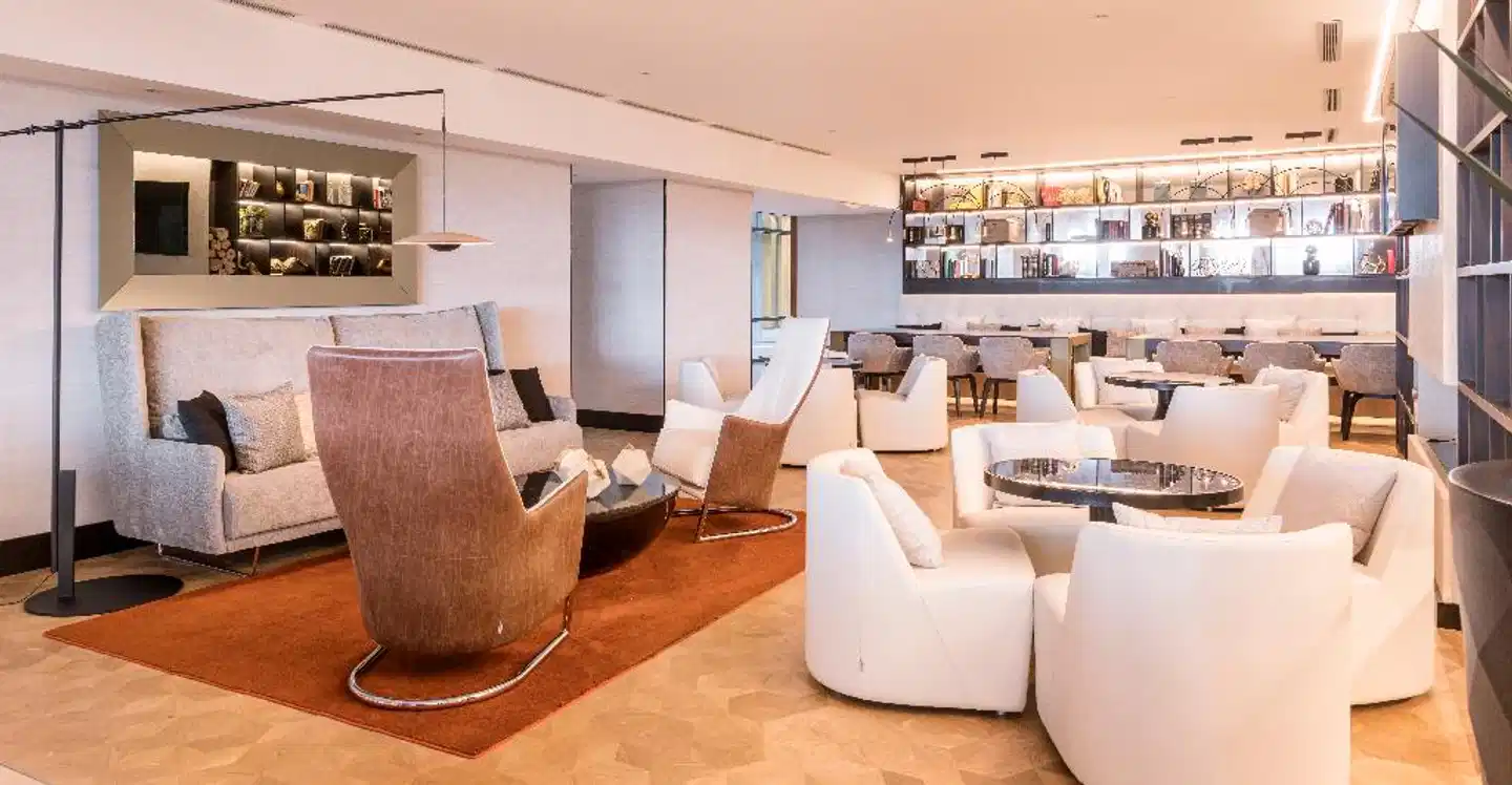 Hotel ILUNION Malaga Lobby