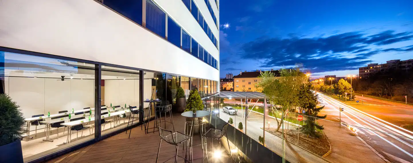 Occidental Praha Terrasse