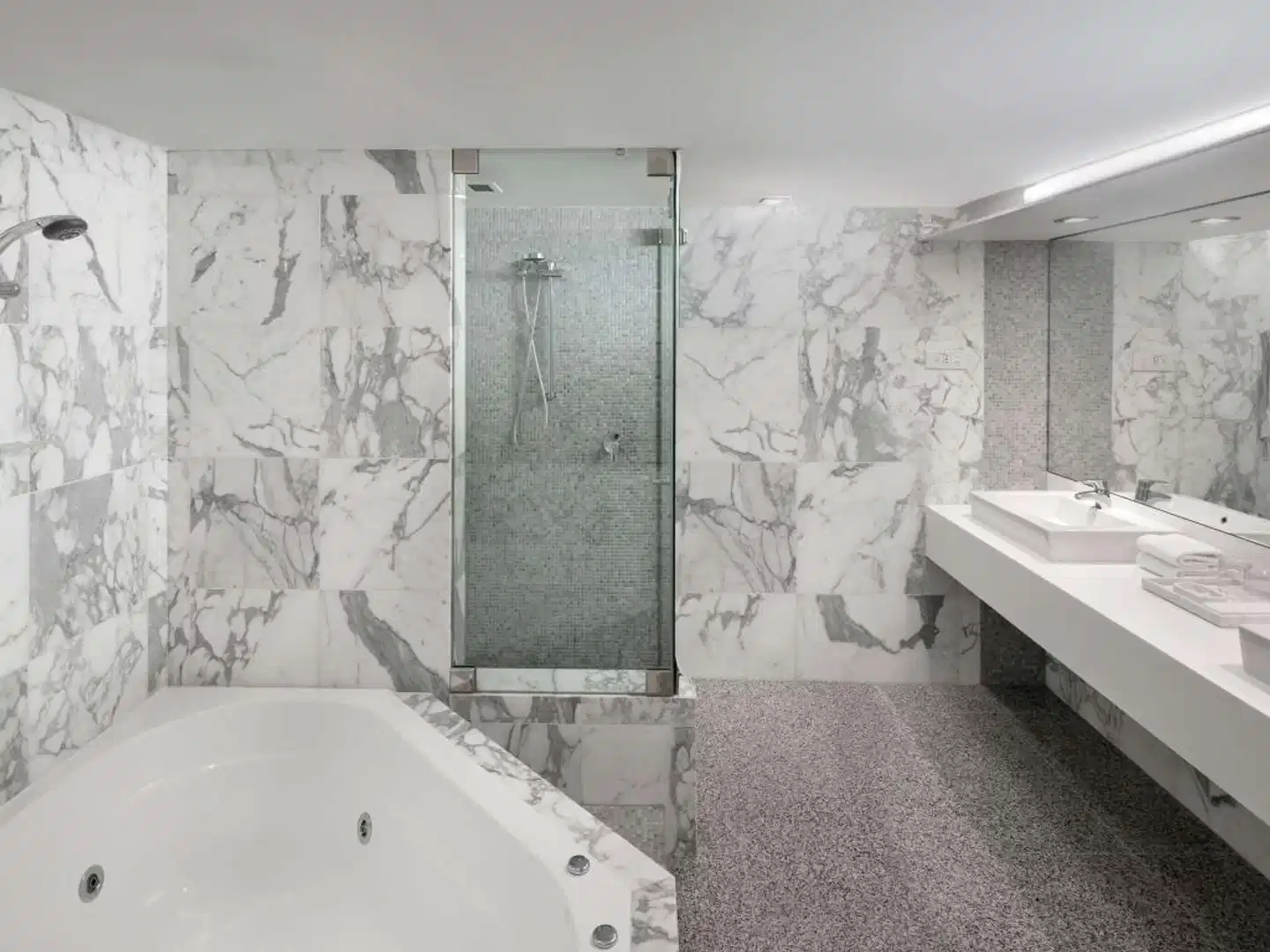 The Sydney Boulevard Hotel Badezimmer