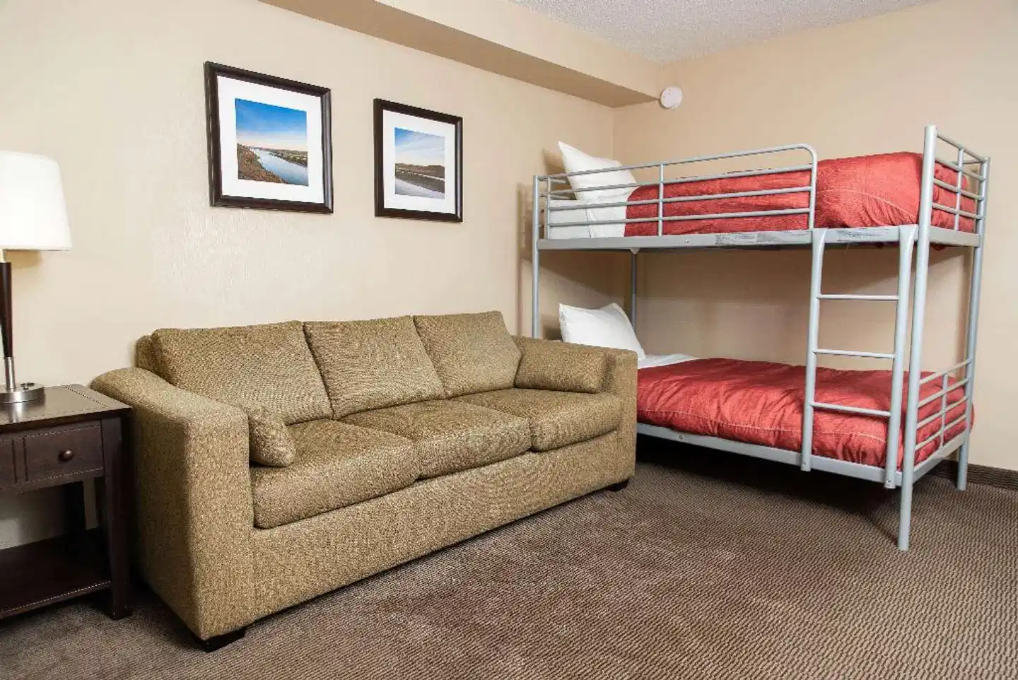 Baymont by Wyndham Red Deer Lobby