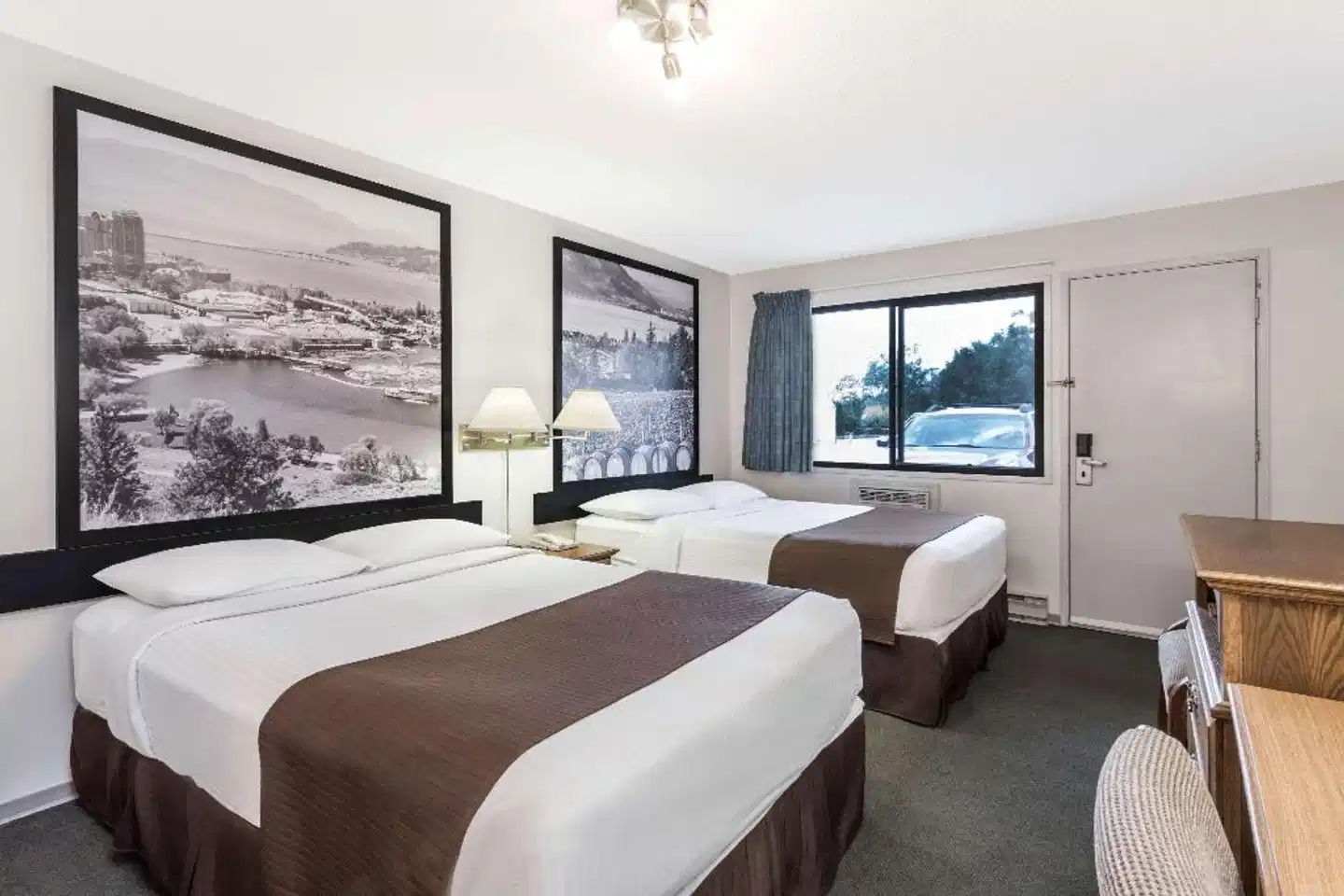 Super 8 by Wyndham Kelowna BC Wohnbeispiel