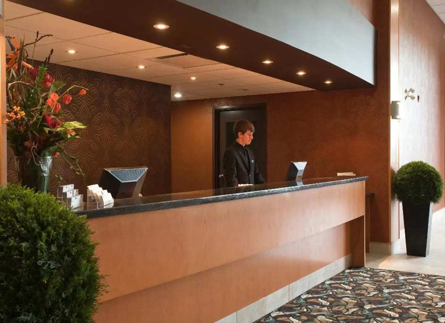 Coast Lethbridge Hotel & Conference Centre Bar