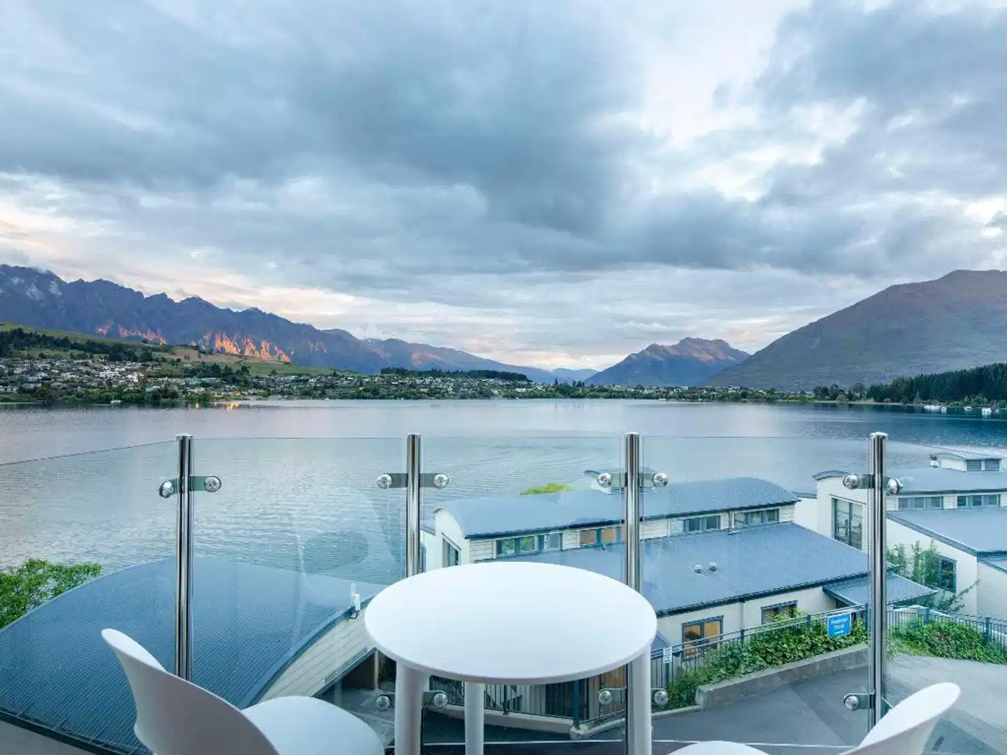 BreakFree The Point Terrasse