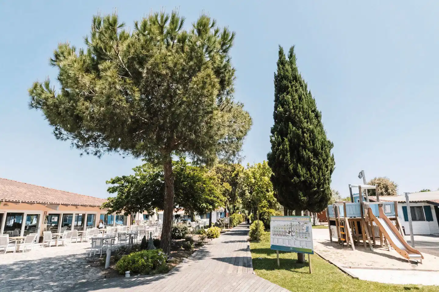 Natural Village Resort Garten