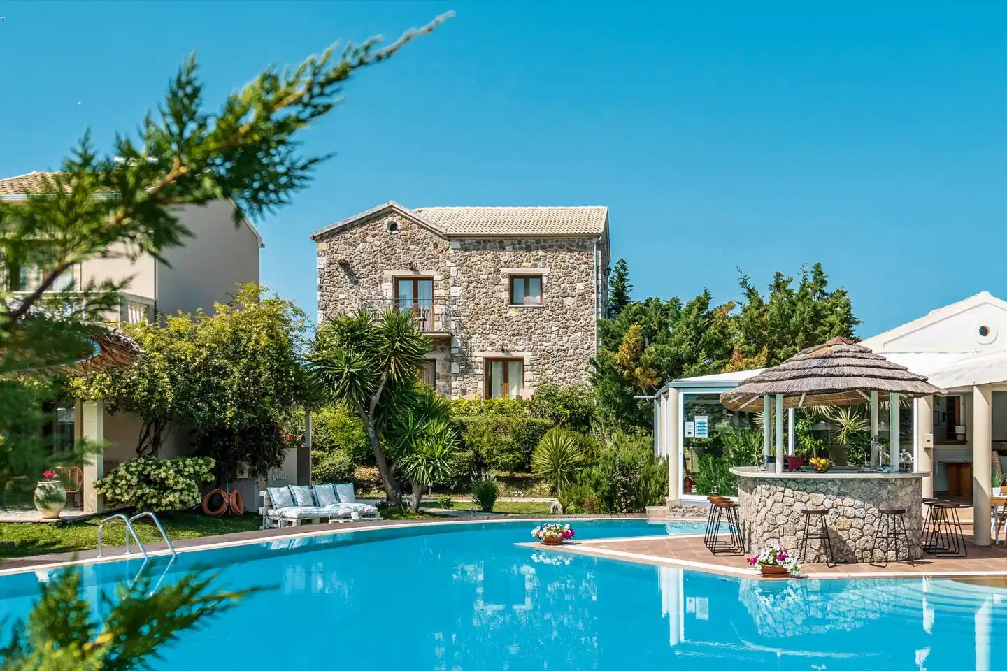 Almyros Villas Resort POOL