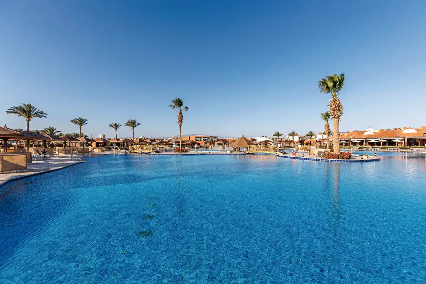 SUNRISE Royal Makadi Resort - Select POOL