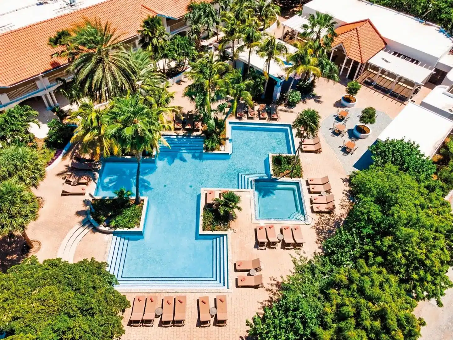 Zoëtry Curaçao Resort & Spa Pool