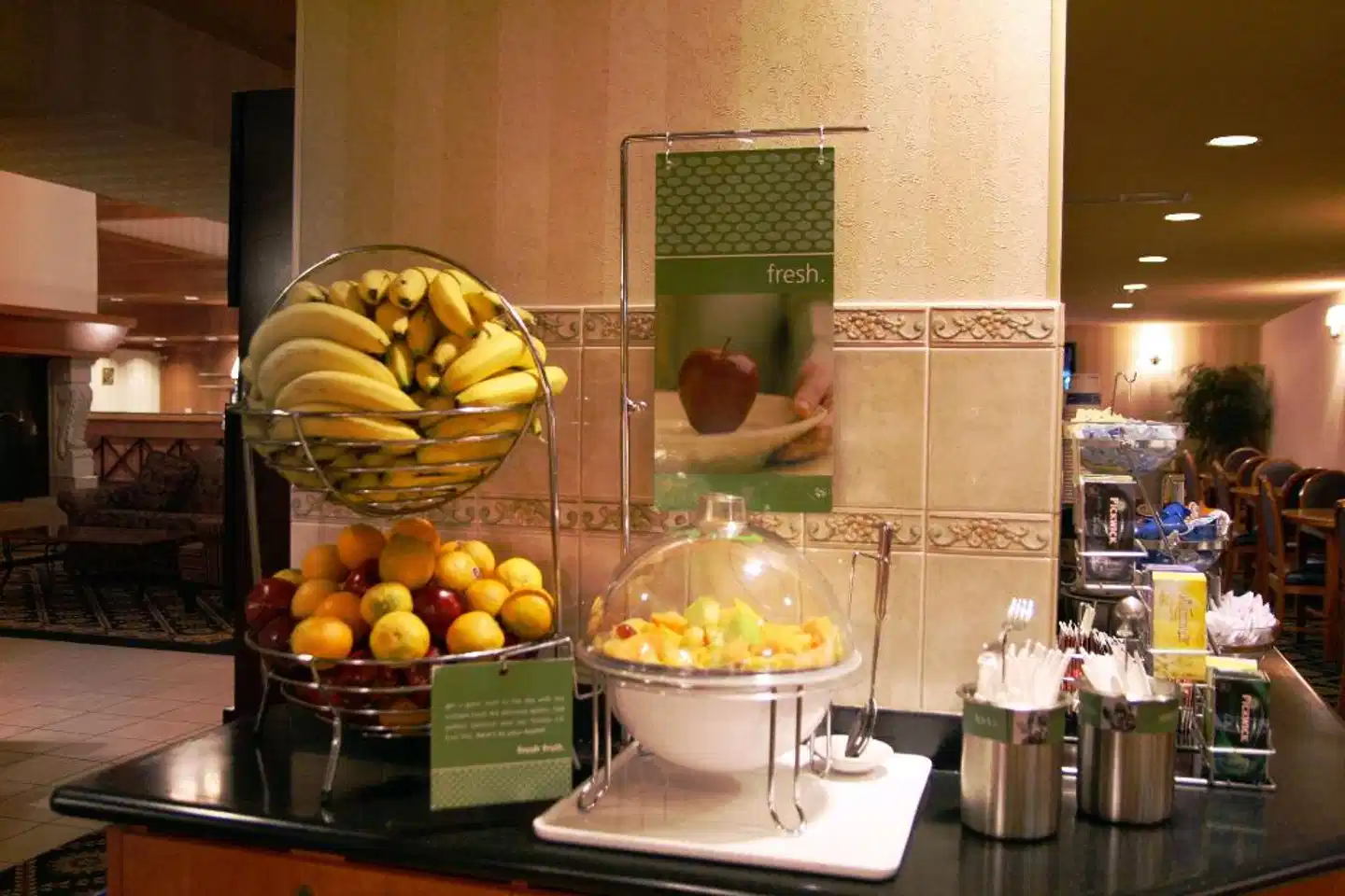 Hampton Inn & Suites by Hilton Calgary- University Northwest Restaurant