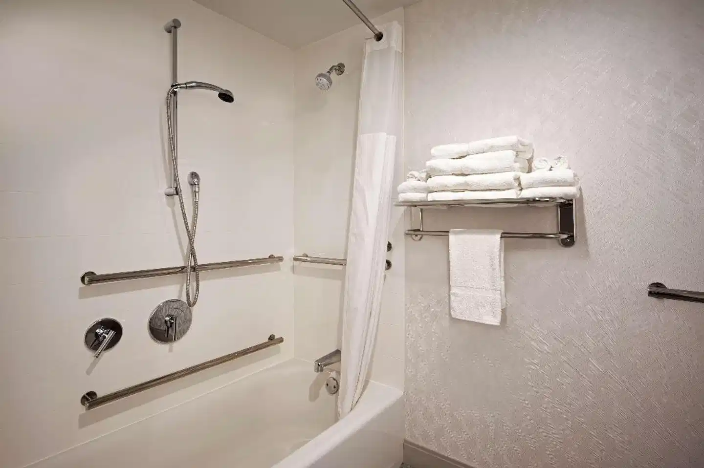 Hampton Inn Boston/Cambridge Badezimmer