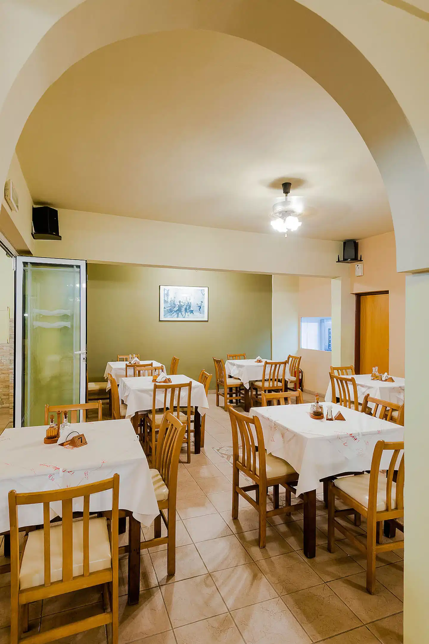 Esmeralda Hotel Restaurant