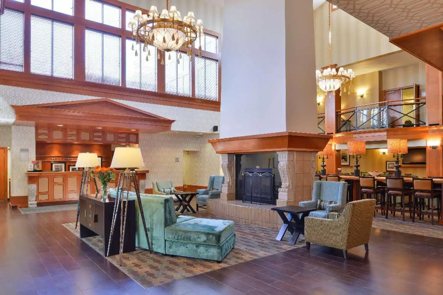 Hampton Inn & Suites by Hilton Calgary- University Northwest Lobby