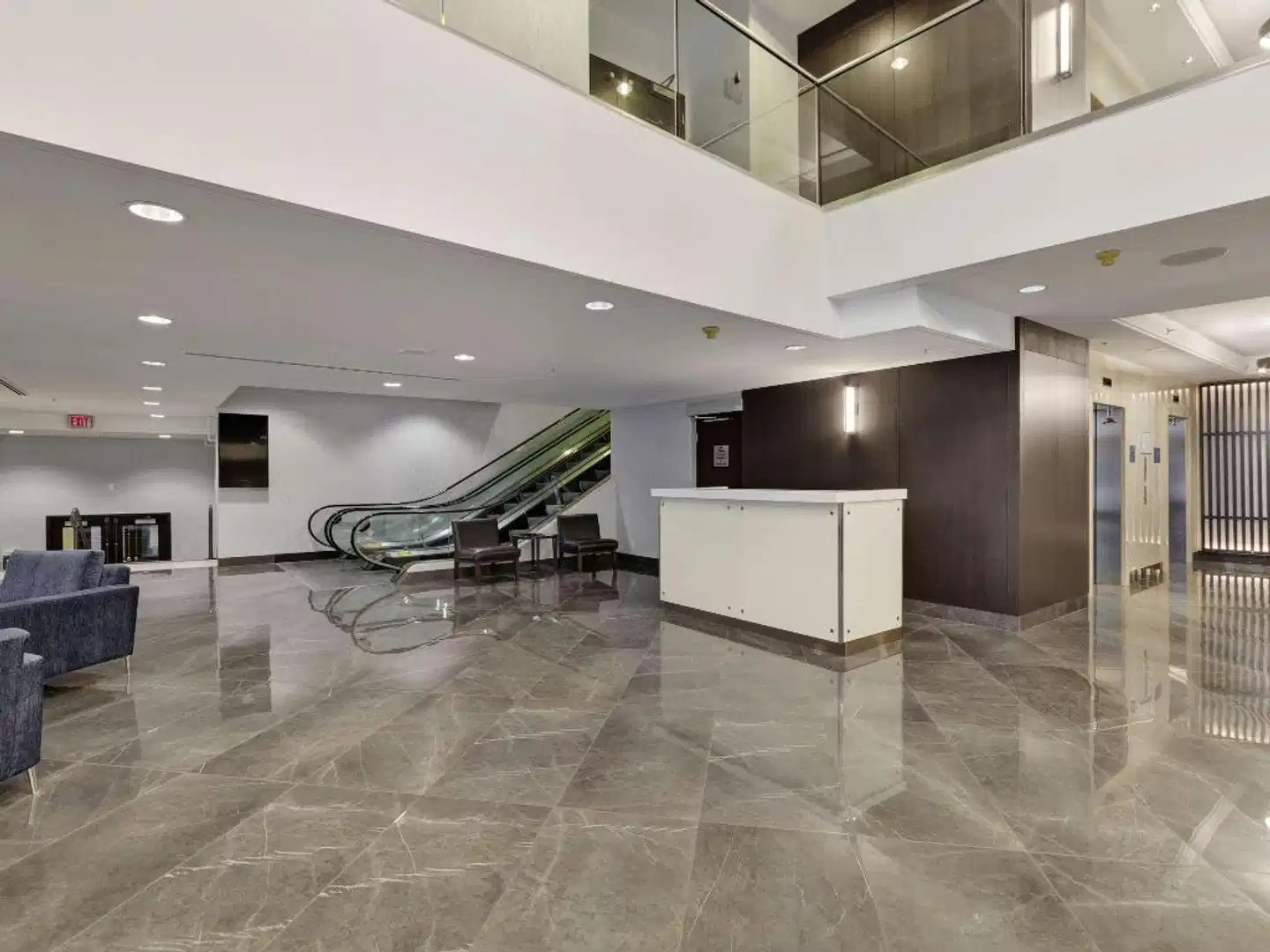 Hilton Vancouver Metrotown Lobby