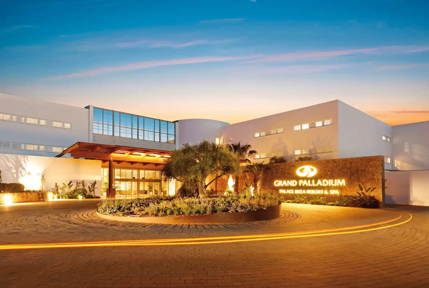 Grand Palladium Select Palace Ibiza Aussenansicht