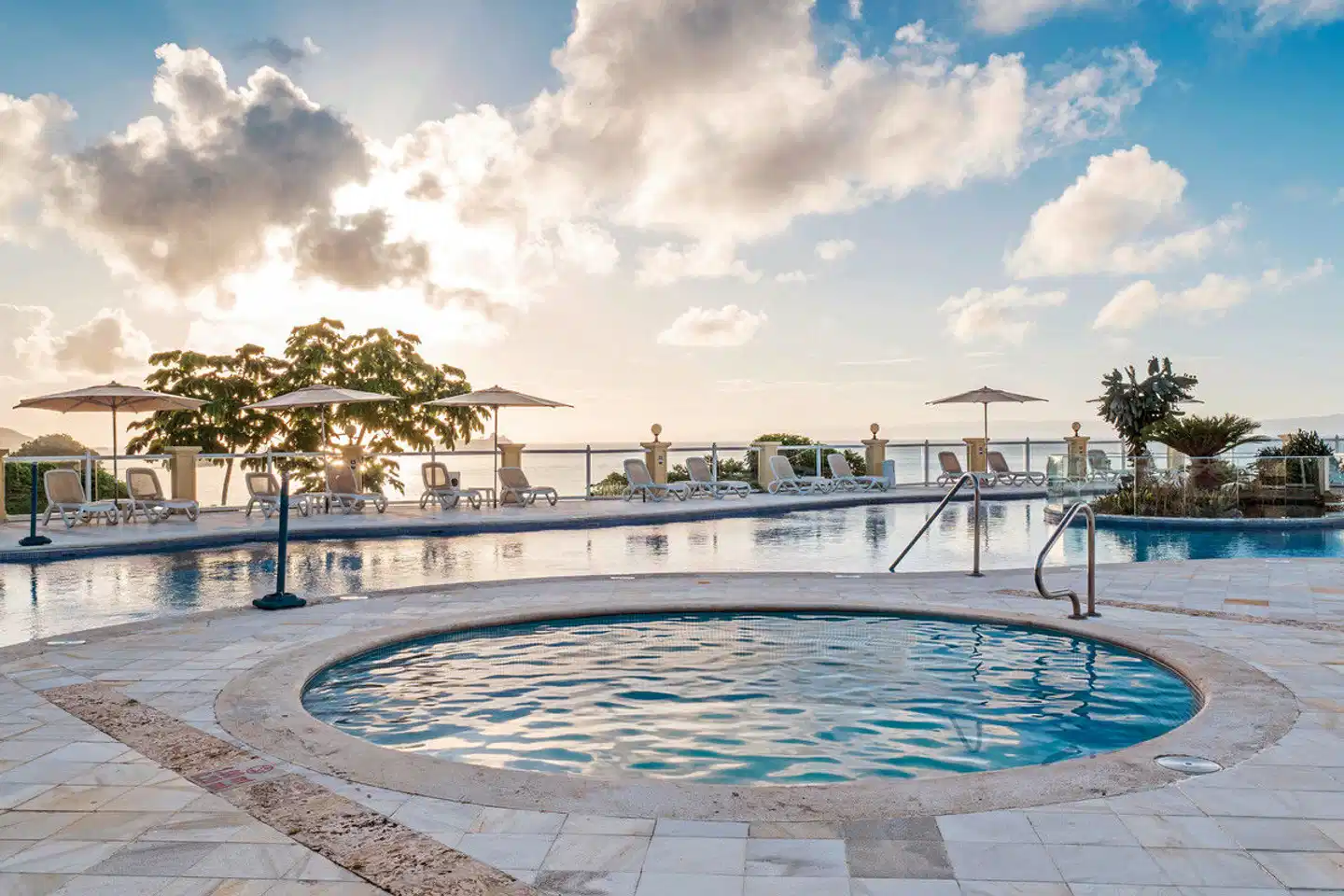 Eurostars Grand Cayacoa Pool