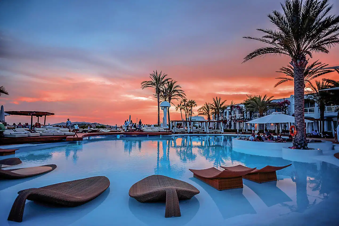 Destino Pacha Ibiza Pool