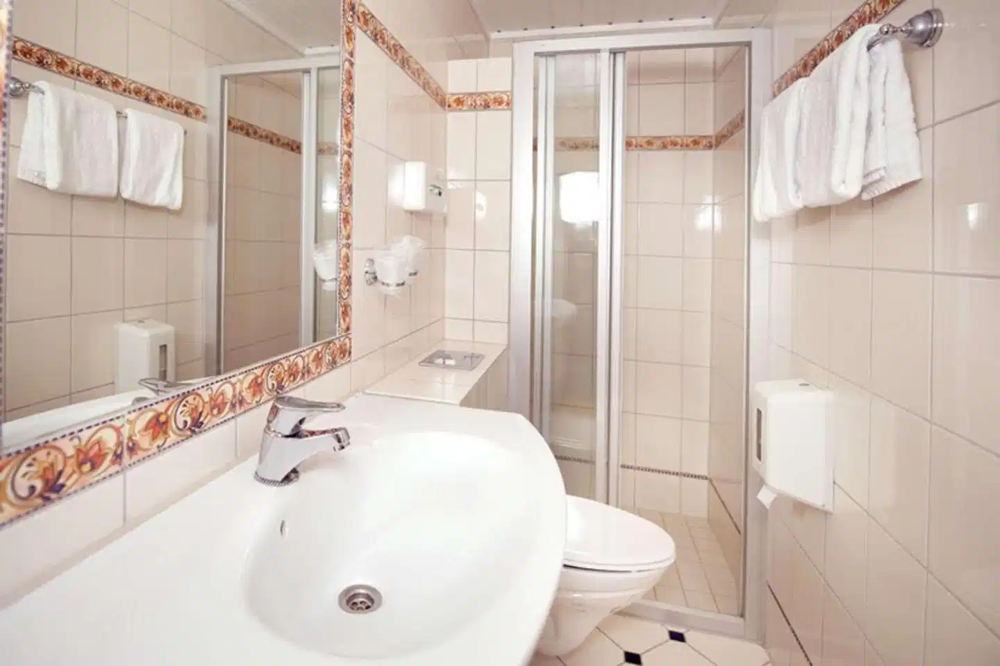 Clarion Collection Hotel Savoy Badezimmer