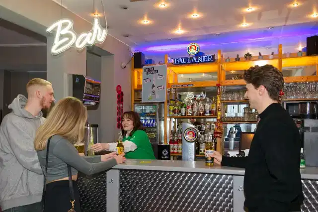 A & O München Hackerbrücke Bar