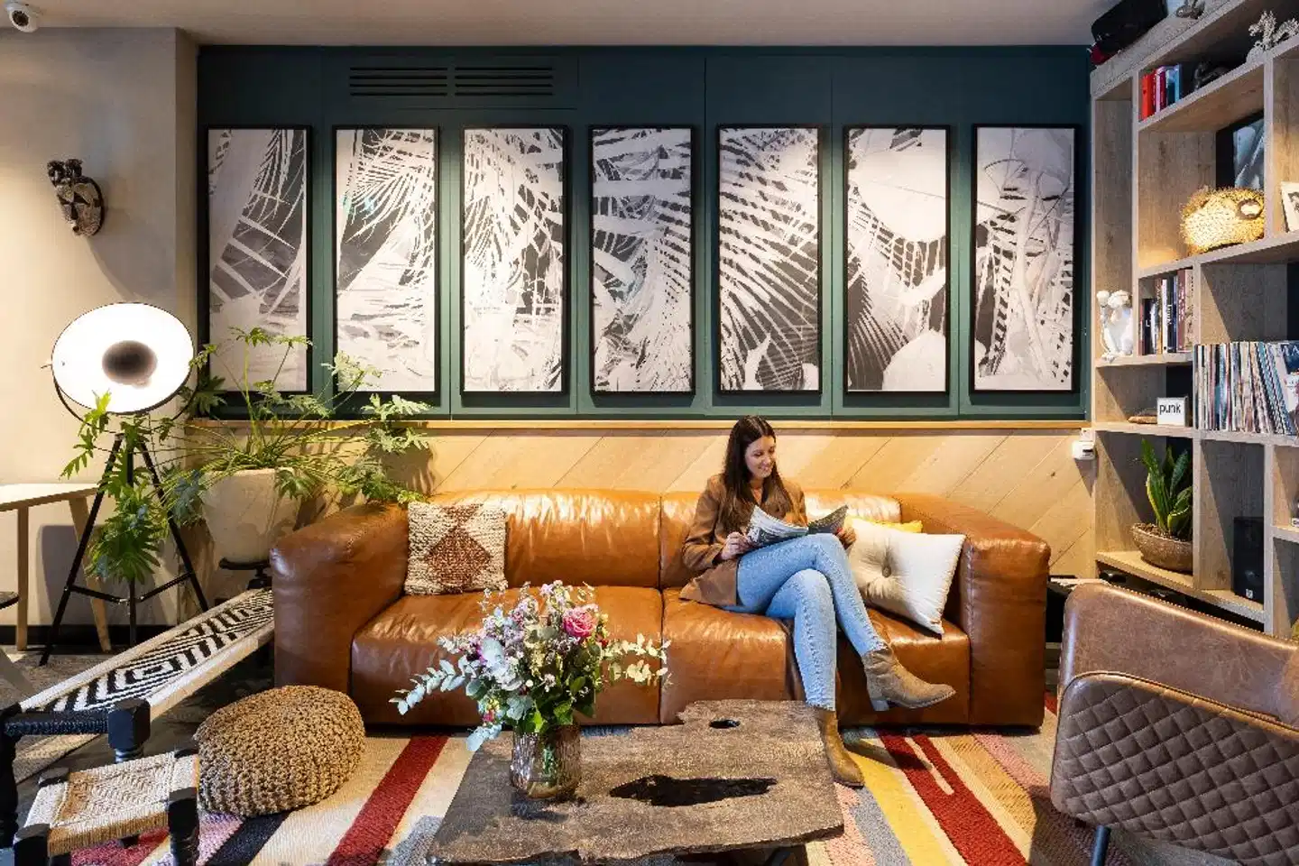 Hotel Indigo Antwerp - City Centre Lobby