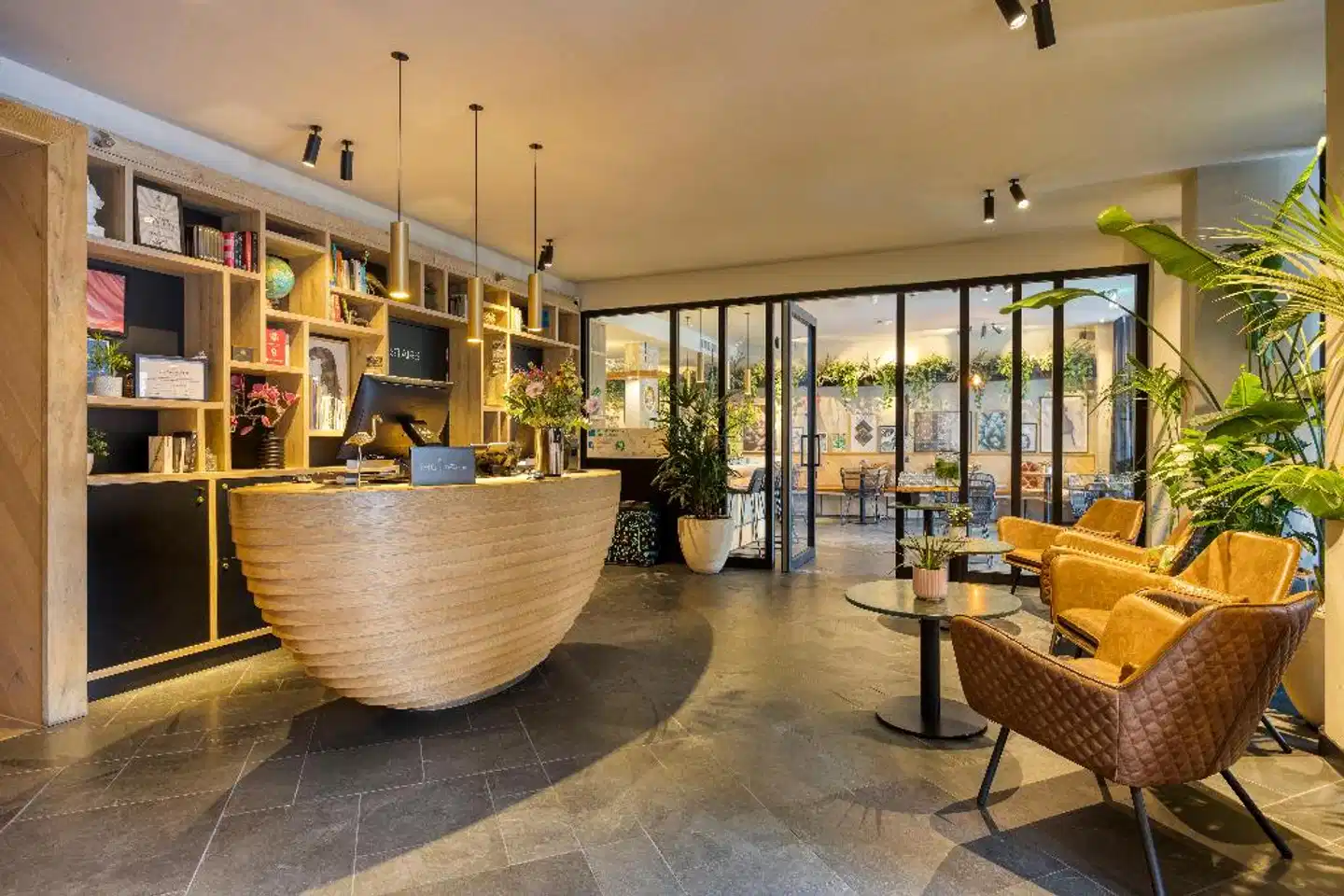 Hotel Indigo Antwerp - City Centre Lobby