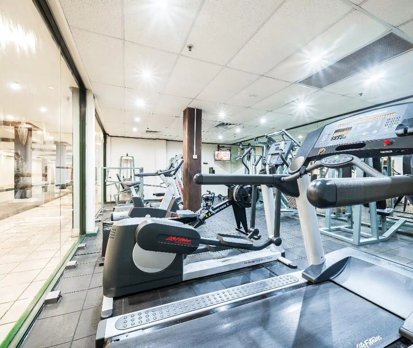 Oaks Sydney Goldsbrough Suites Sport und Entertainment