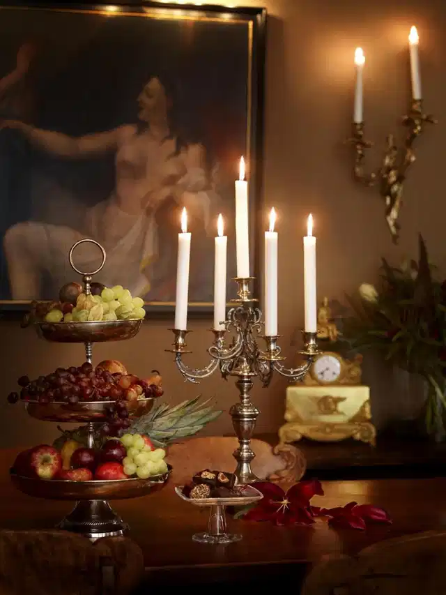 Collector's Victory Hotel Restaurant