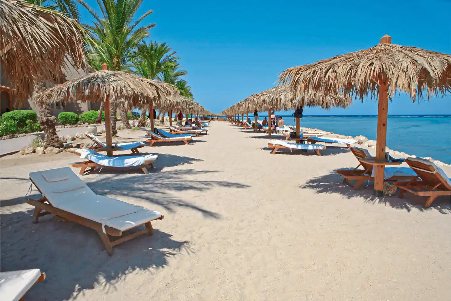 The Breakers Diving & Surfing Lodge Strand