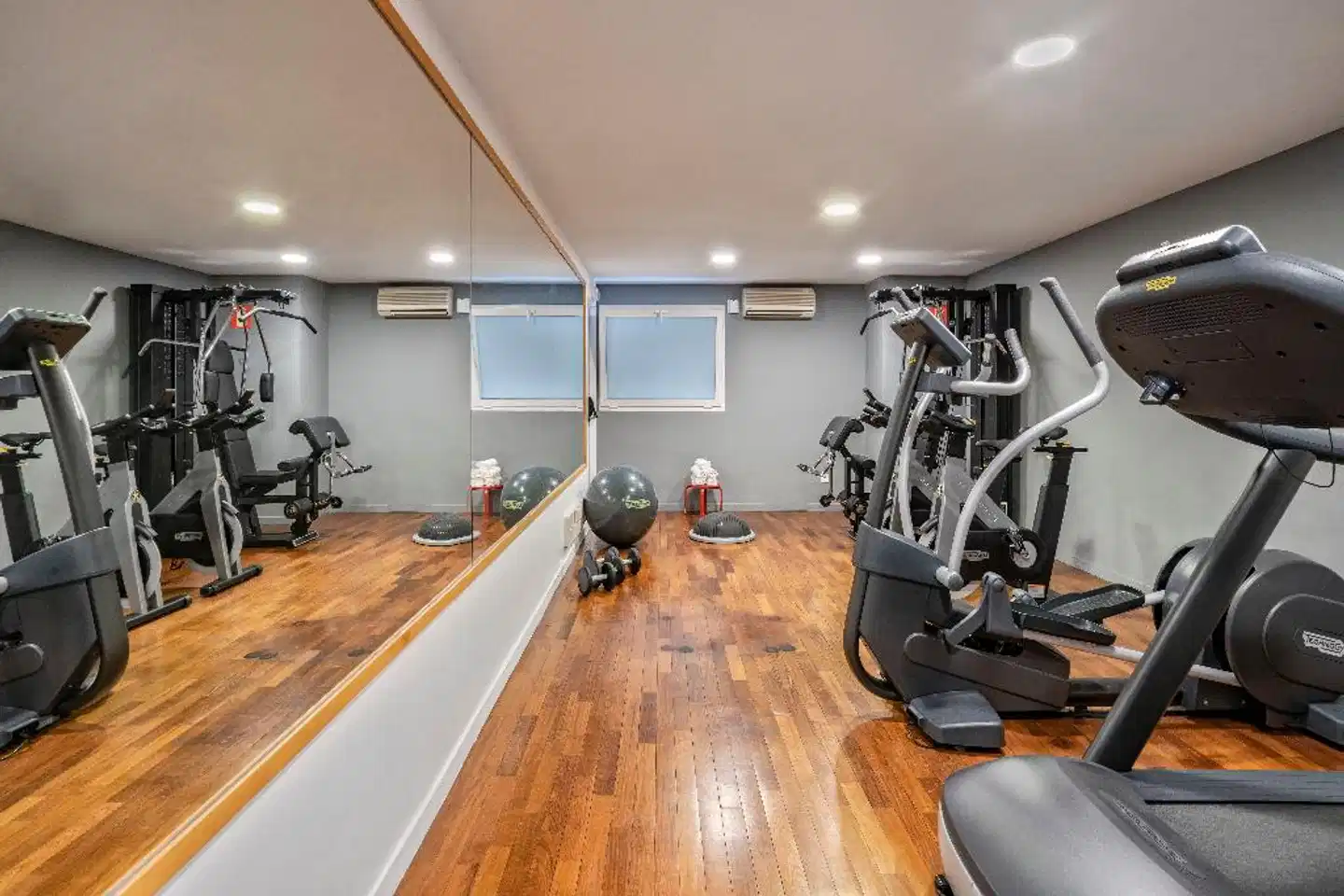 Vincci Soma Sport und Entertainment