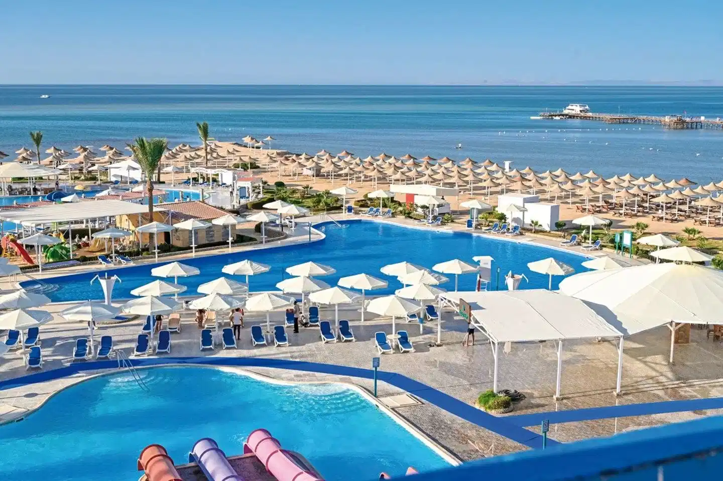 SUNRISE Aster Aqua Park Resort Pool