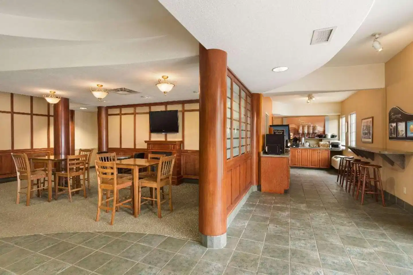 Days Inn by Wyndham Guelph Bar