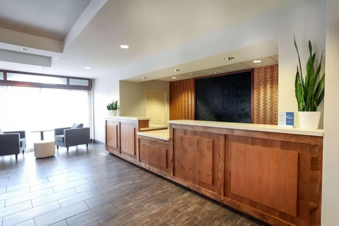 Best Western Plus Cotton Tree Inn Lobby
