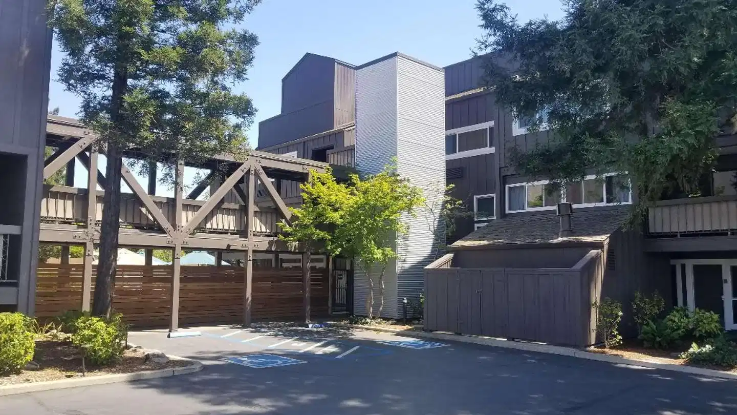 Best Western PLUS Inn at the Vines Aussenansicht