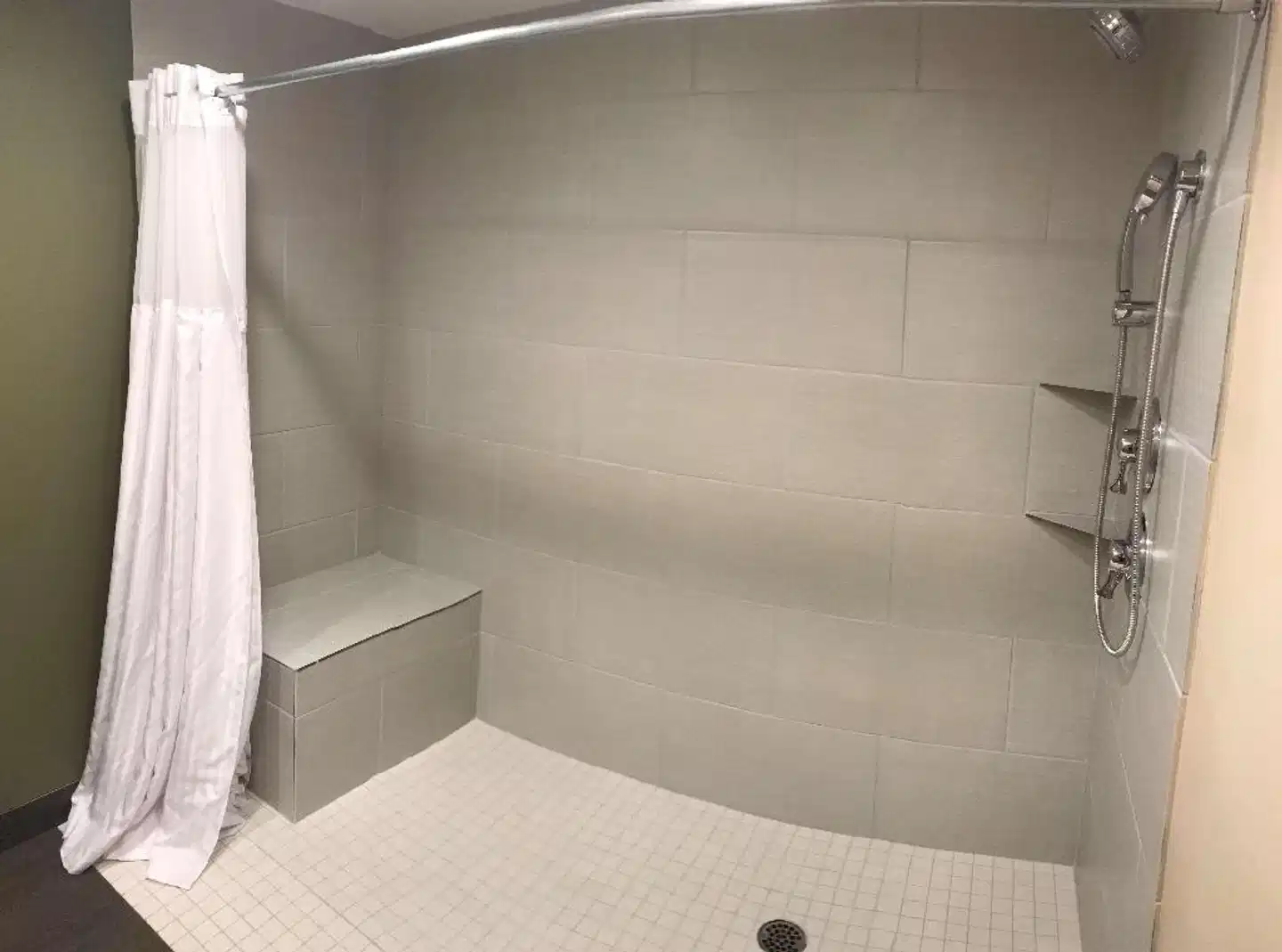 Best Western Town and Country Inn Badezimmer