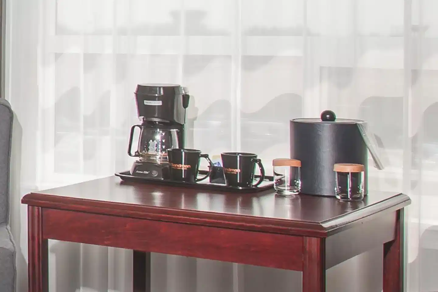 Sandman Hotel Montréal - Longueuil Lobby