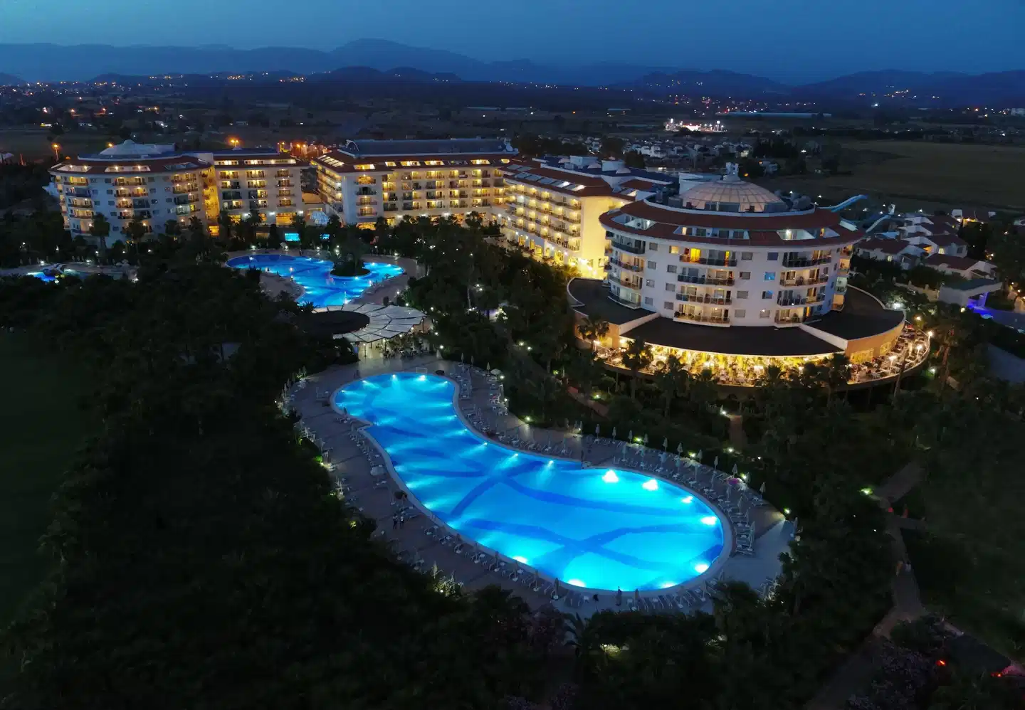 Seaden Sea World Resort & Spa POOL