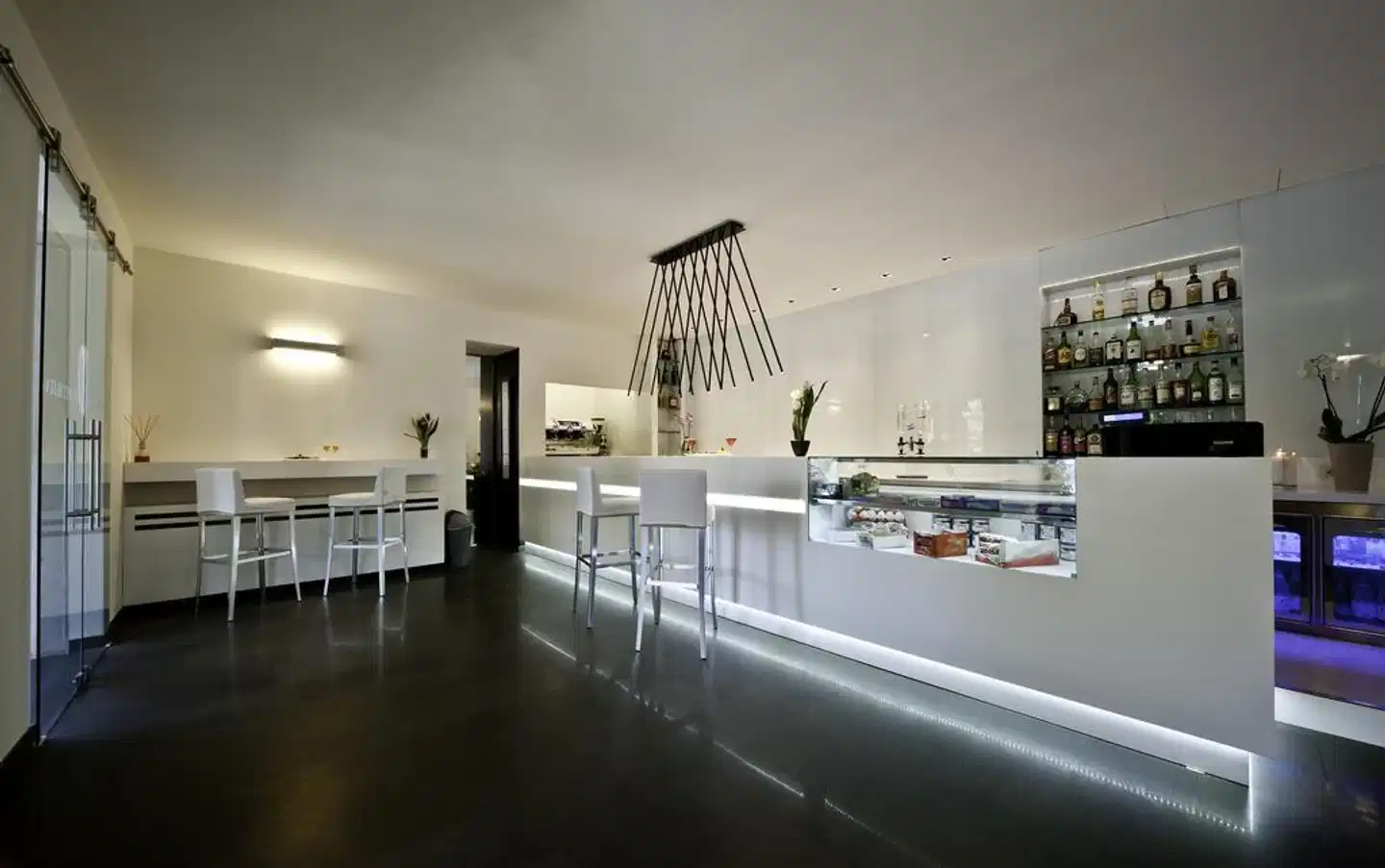 Monte Meraviglia Bar