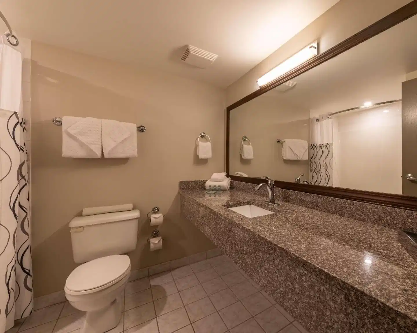 Best Western Mountainview Inn Badezimmer