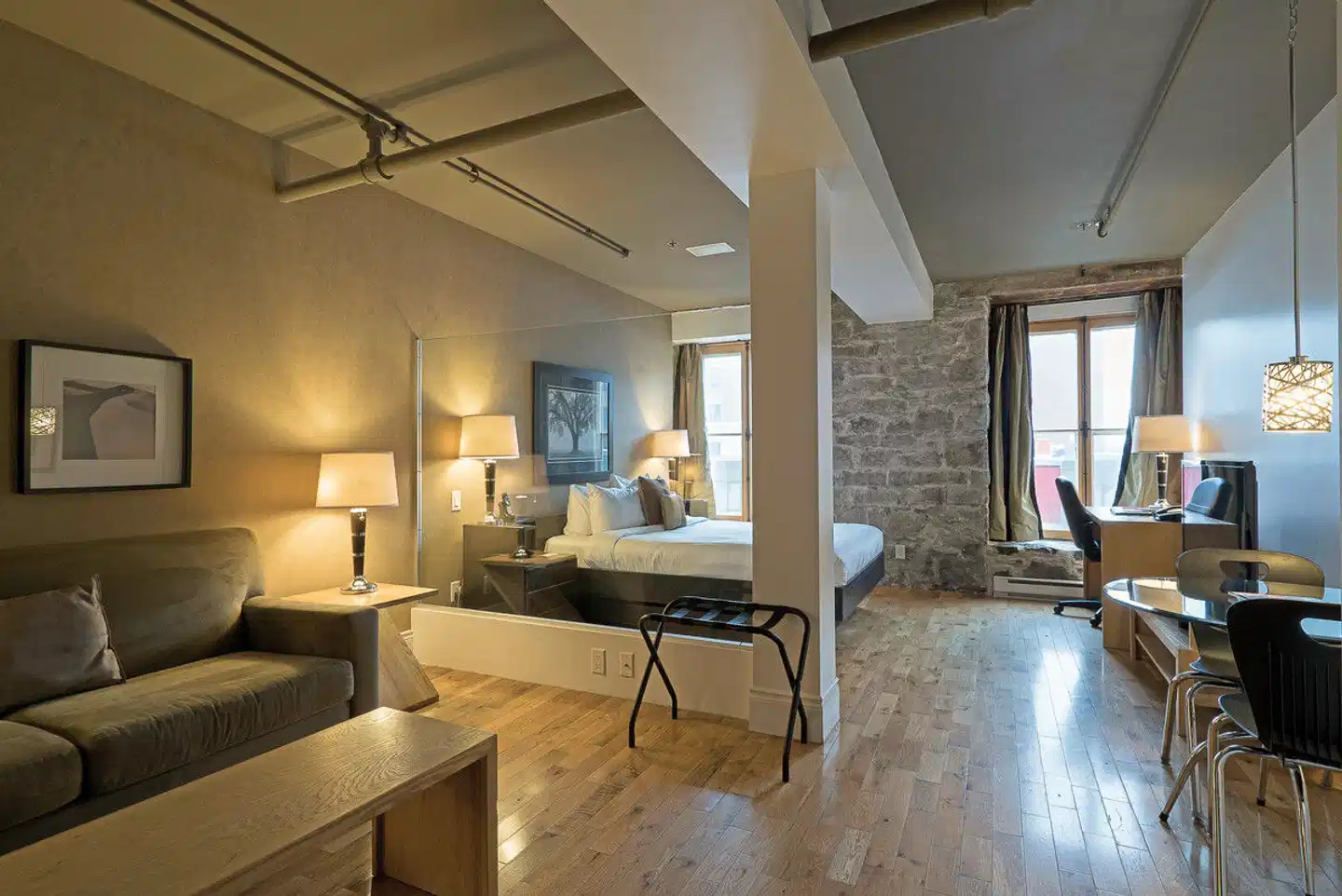 Hotel Port-Royal Lobby