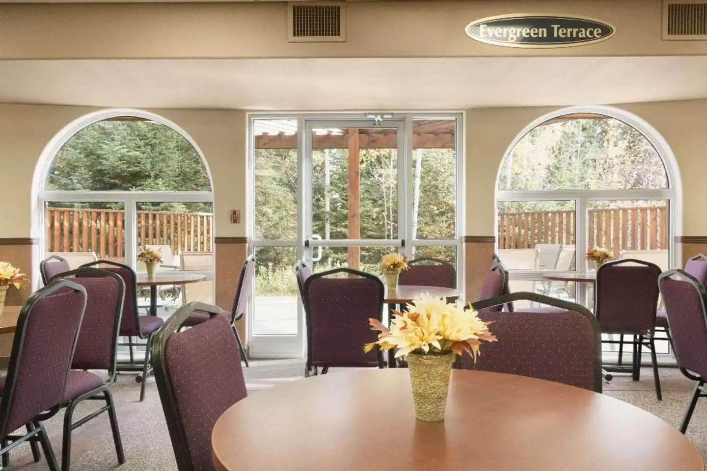 Days Inn Thunder Bay North Lobby