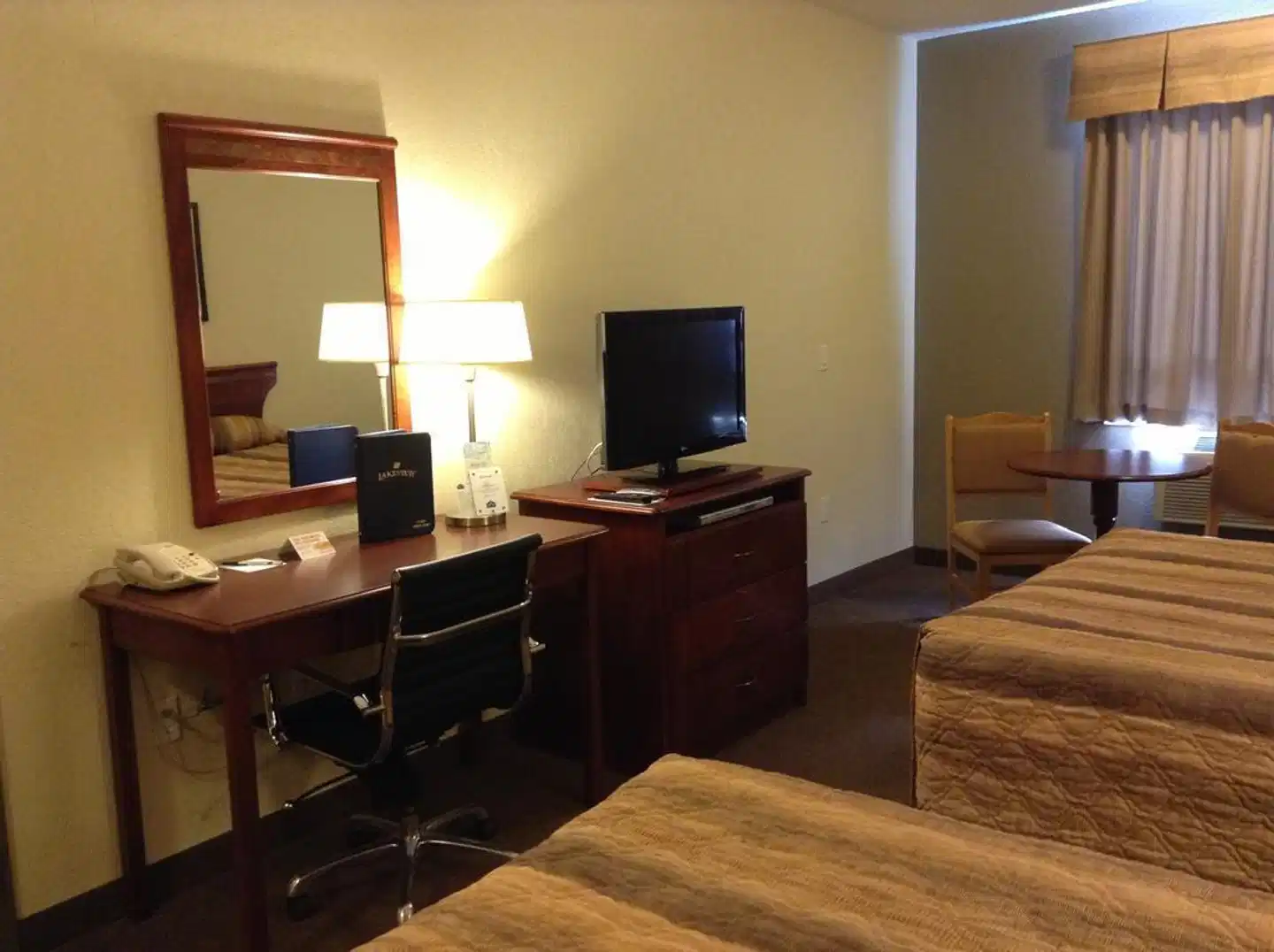 Lakeview Inn & Suites - Fort Nelson Wohnbeispiel