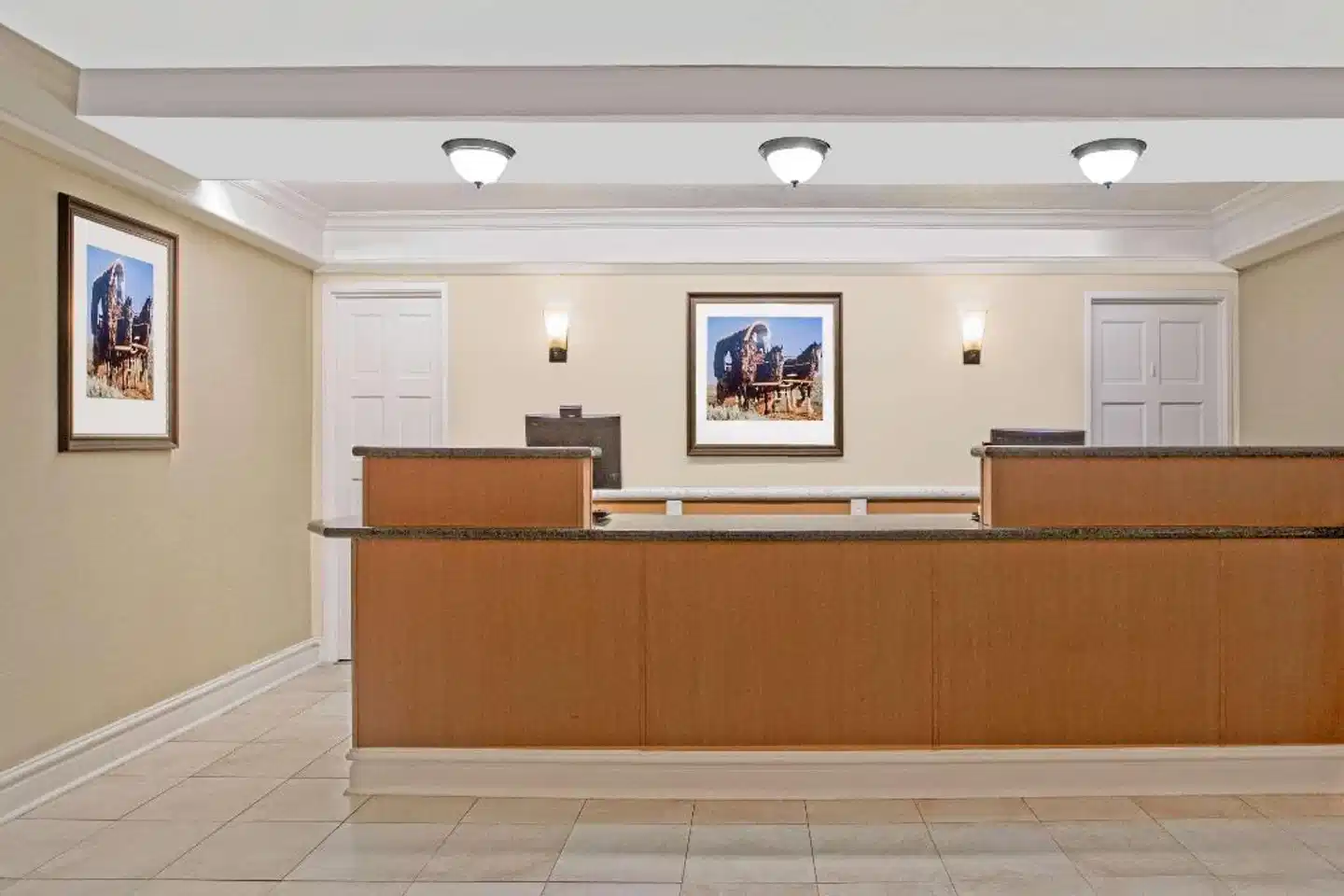 Days Inn by Wyndham Casper Lobby