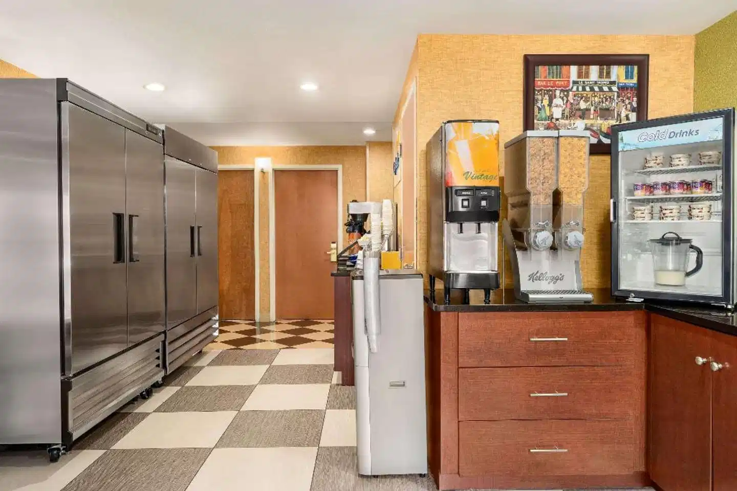 Days Inn by Wyndham Long Island City Lobby