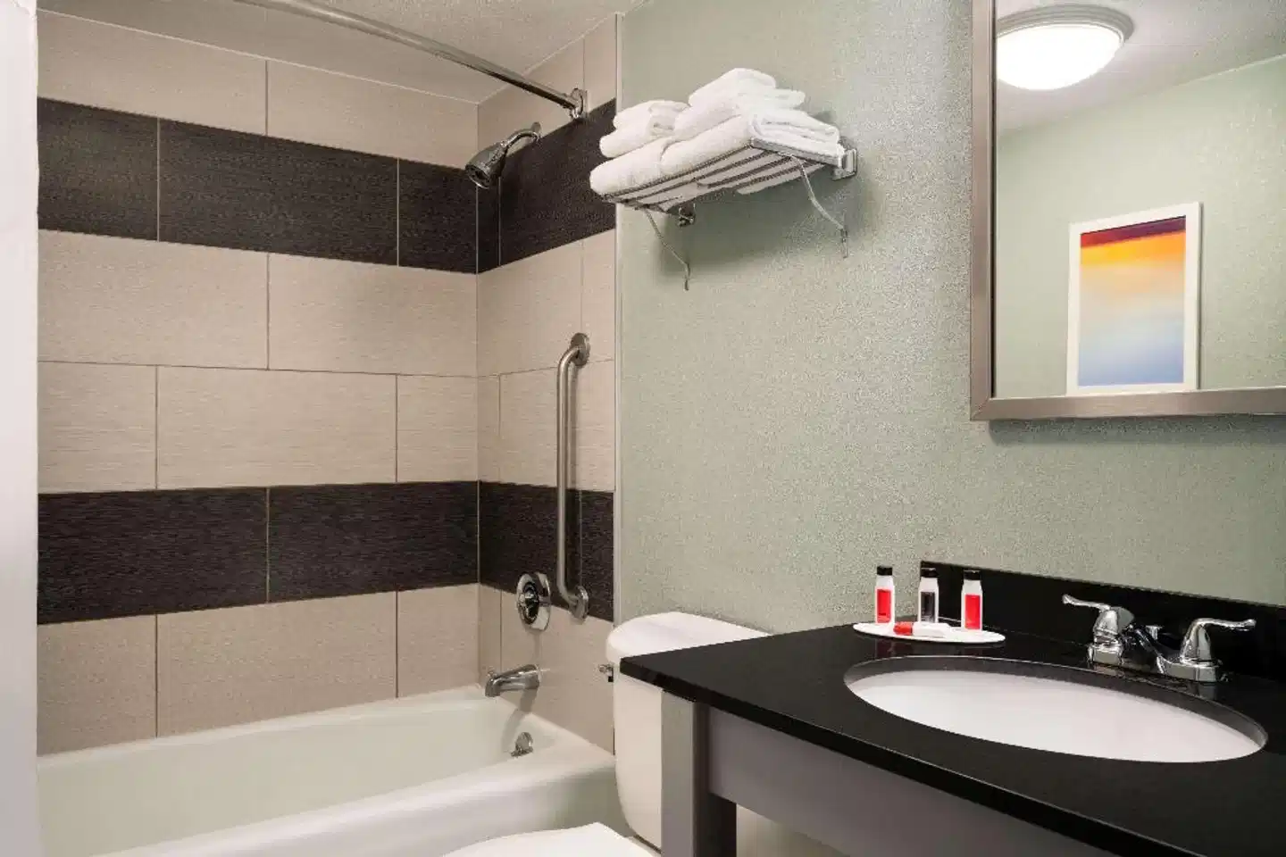 Days Hotel by Wyndham Allentown Airport / Lehigh Valley Badezimmer