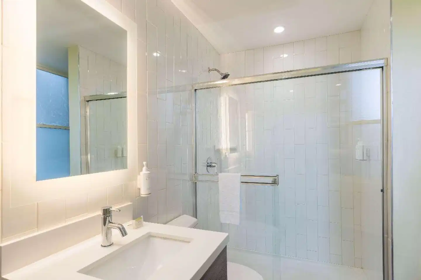 Super 8 by Wyndham San Francisco/Union Square Area Badezimmer